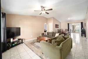 18 PINE CIRCLE DRIVE, OCALA, FL 34472 Sold 07/10/25