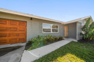 9893 111TH STREET, SEMINOLE, FL 33772 - MLS#MFRTB8346094