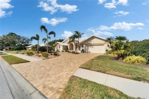 7566 LINKS COURT, SARASOTA, FL 34243 Sold 04/17/25