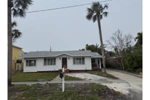 944 BRUCE AVENUE, CLEARWATER BEACH, FL 33767 Sold 03/14/25