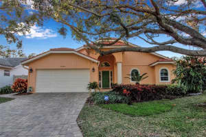 5232 White Sand Cir Ne, ST PETERSBURG