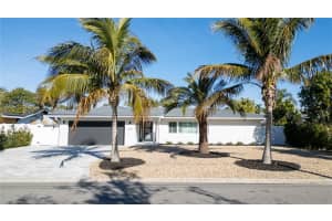 4523 CLEARWATER HARBOR DRIVE, LARGO, FL 33770 - MLS#MFRTB8346318