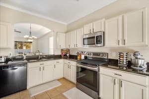 8317 MOCCASIN TRAIL DRIVE, RIVERVIEW, FL 33578 Sold 03/13/25