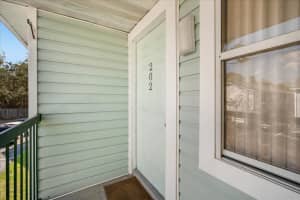 5055 TERRACE CLUB LANE, TAMPA, FL 33617 Sold 04/10/25