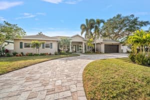 633 POINSETTIA ROAD, BELLEAIR, FL 33756 Sold 04/30/25