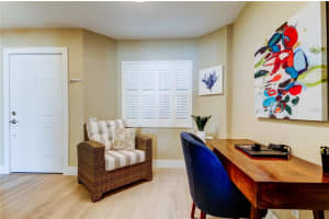6105 BAHIA DEL MAR CIRCLE, ST PETERSBURG, FL 33715 Sold 03/14/25