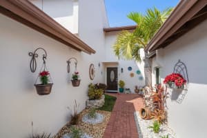 7501 CUMBERLAND ROAD, SEMINOLE, FL 33777 Sold 04/08/25