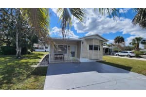 85 Roan Rd, RIVER RANCH