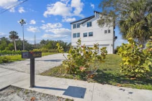 1640 SEA BREEZE DRIVE, TARPON SPRINGS, FL 34689 - MLS#MFRTB8346641