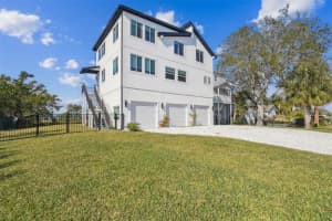 1640 SEA BREEZE DRIVE, TARPON SPRINGS, FL 34689 - MLS#MFRTB8346641