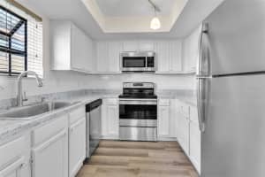 1501 HAMMOCK PINE BOULEVARD, CLEARWATER, FL 33761 Sold 04/18/25
