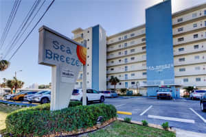 13500 GULF BOULEVARD, MADEIRA BEACH, FL 33708 Sold 04/18/25