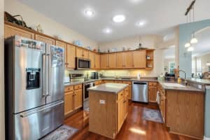 5718 HERONPARK PLACE, LITHIA, FL 33547 Sold 05/06/25