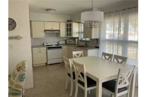 7998 115TH STREET, SEMINOLE, FL 33772 Sold 05/12/25