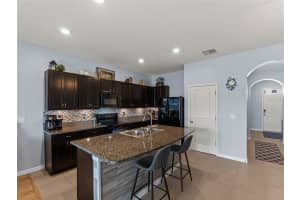 8617 FALLING BLUE PLACE, RIVERVIEW, FL 33578 Sold 04/24/25
