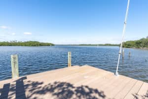 1401 75TH CIRCLE, ST PETERSBURG, FL 33702 Sold 04/18/25
