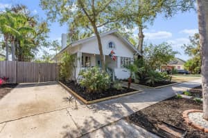 468 11TH AVENUE, ST PETERSBURG, FL 33701 Sold 04/09/25