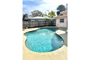 2172 UNIVERSITY DRIVE, CLEARWATER, FL 33764 Sold 03/07/25