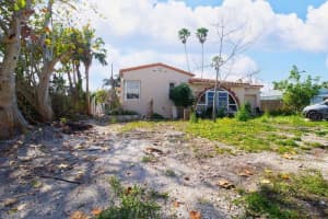 15732 1ST STREET, REDINGTON BEACH, FL 33708 Sold 05/28/25