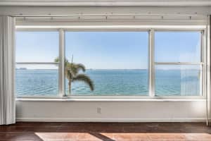 6020 SHORE BOULEVARD, GULFPORT, FL 33707 Sold 04/14/25