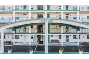 6020 SHORE BOULEVARD, GULFPORT, FL 33707 Sold 04/14/25