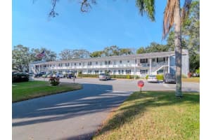 300 GLENNES LANE, DUNEDIN, FL 34698 Sold 04/11/25