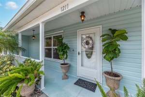1211 CAROLYN LANE, CLEARWATER, FL 33755 Sold 03/21/25