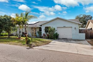 1035 COUNTY ROAD 90, PALM HARBOR, FL 34684 Sold 04/24/25