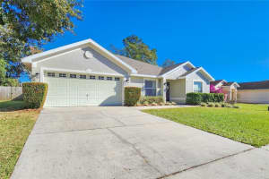 6830 KRENSON OAKS CIRCLE, LAKELAND, FL 33810 Sold 04/30/25