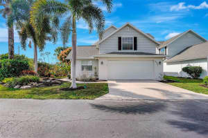 3221 CARRIAGE CIRCLE, NAPLES, FL 34105 Sold 04/11/25