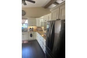 5086 BARRINGTON CIRCLE, SARASOTA, FL 34234 Sold 04/16/25