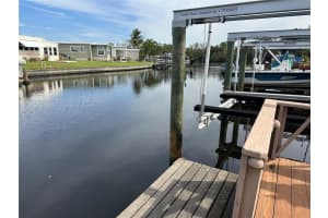 313 MOUNT RICHMOND AVENUE, ST PETERSBURG, FL 33702 Sold 03/27/26