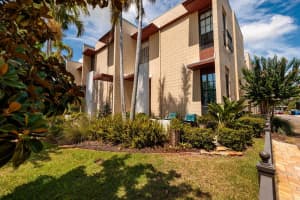 707 HIGHLAND STREET, ST PETERSBURG, FL 33701 - MLS#MFRTB8347546