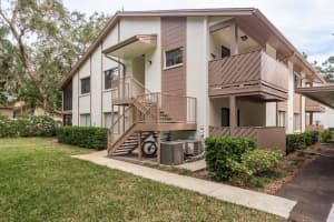 515 MISTLETOE COURT, SAFETY HARBOR, FL 34695 Sold 07/14/25