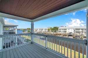 5152 SALMON DRIVE, ST PETERSBURG, FL 33705 Sold 04/17/25