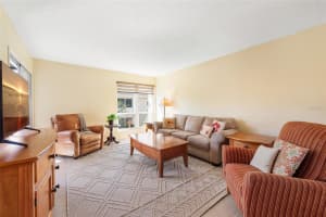 414 WINDRUSH BAY DRIVE, TARPON SPRINGS, FL 34689 Sold 03/19/25