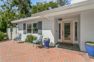 126 ALORA STREET, ST PETERSBURG, FL 33704 Sold 04/15/25