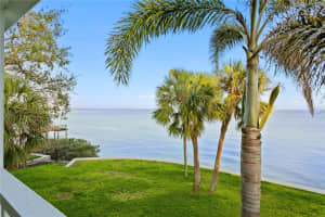 6620 COLONY DRIVE, ST PETERSBURG, FL 33705 Sold 04/07/25