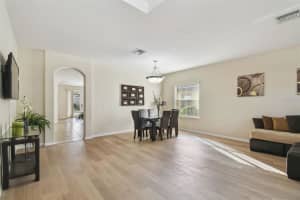 1713 ALTAVISTA CIRCLE, LAKELAND, FL 33810 Sold 04/30/25