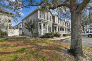 4927 ELIZABETH ANNE CIRCLE, TAMPA, FL 33616 Sold 04/10/25