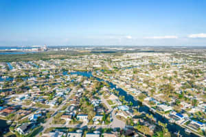 625 KINGSTON COURT, APOLLO BEACH, FL 33572 Sold 02/28/25