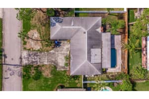 2031 TANGLEWOOD WAY, ST PETERSBURG, FL 33702 - MLS#MFRTB8348058