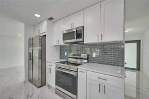 2310 LAGUNA DRIVE, INDIAN LAKE ESTATES, FL 33855 - MLS#MFRTB8348298