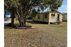 313 FINELY AVENUE, KISSIMMEE, FL 34741 Sold 04/15/25
