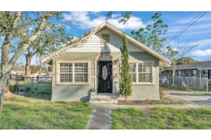 208 BULLARD AVENUE, LAKE WALES, FL 33853 Sold 04/14/25