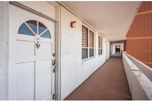 17940 GULF BOULEVARD, REDINGTON SHORES, FL 33708 Sold 03/24/25