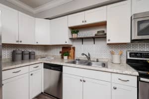 921 57TH AVENUE, ST PETERSBURG, FL 33703 - MLS#MFRTB8348477