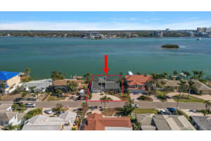41 WINDWARD ISLAND, CLEARWATER BEACH, FL 33767 Sold 03/18/25