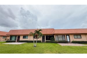 19029 Us Highway 19 N #35e Clearwater, FL 33764 - Off Market