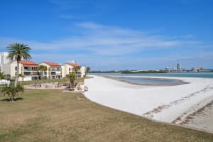 825 GULFVIEW BOULEVARD, CLEARWATER BEACH, FL 33767 Sold 05/28/25